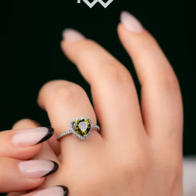 انگشتر پریدوت نقره