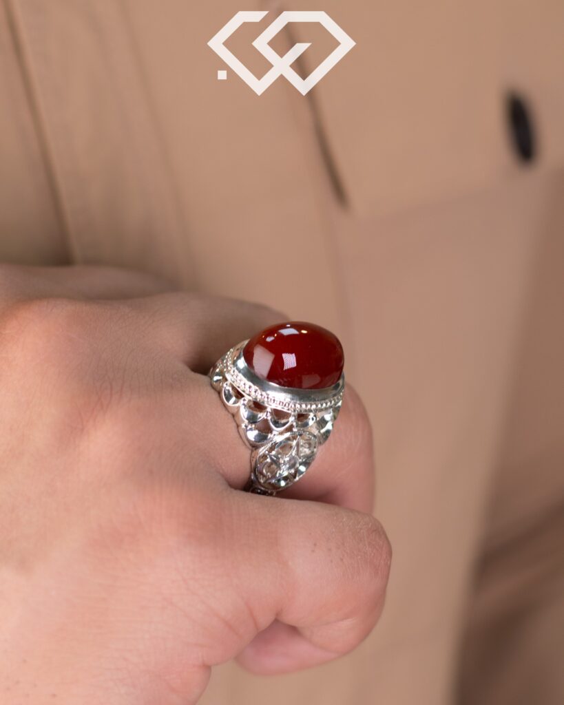 انگشتر عقیق مدل فیلی طرح پولک و ستاره